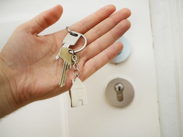 https://SurpriyaTike.StopRentingStartOwning.org